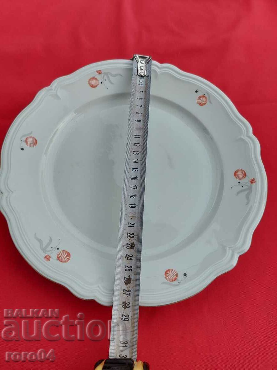 Auction PLATE - PORCELAIN - KAHLA Auction PLATE - PORCELAIN - KAHLA