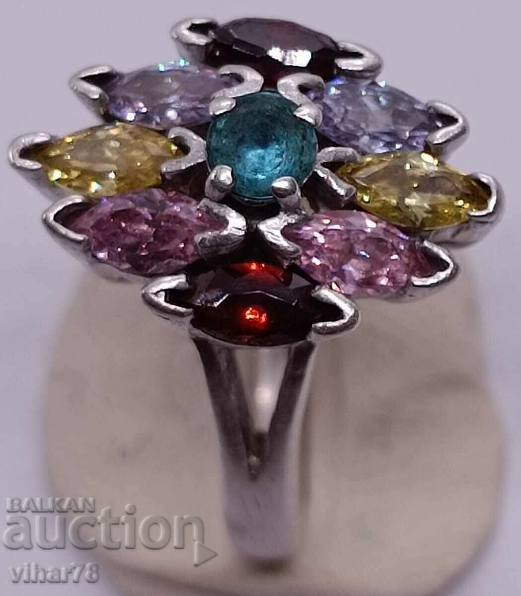 Auction WOMEN'S SILVER RING Auction WOMEN'S SILVER RING