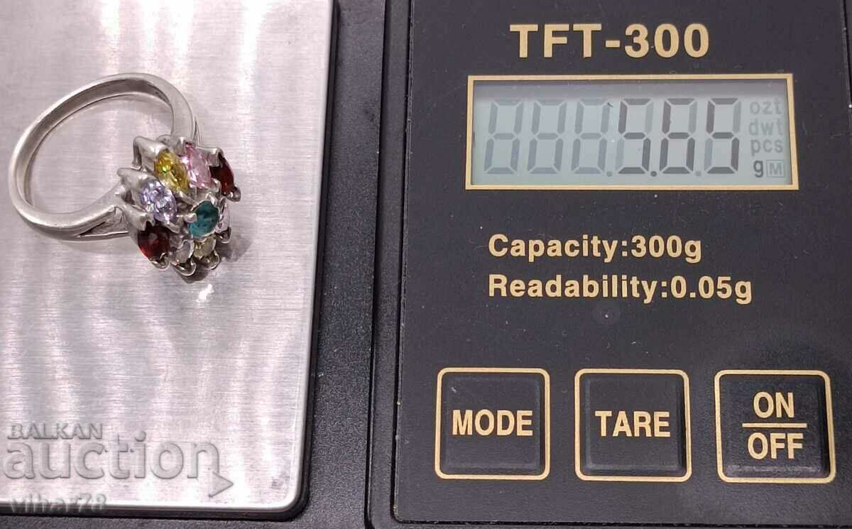 WOMEN'S SILVER RING - 6 WOMEN'S SILVER RING - 6