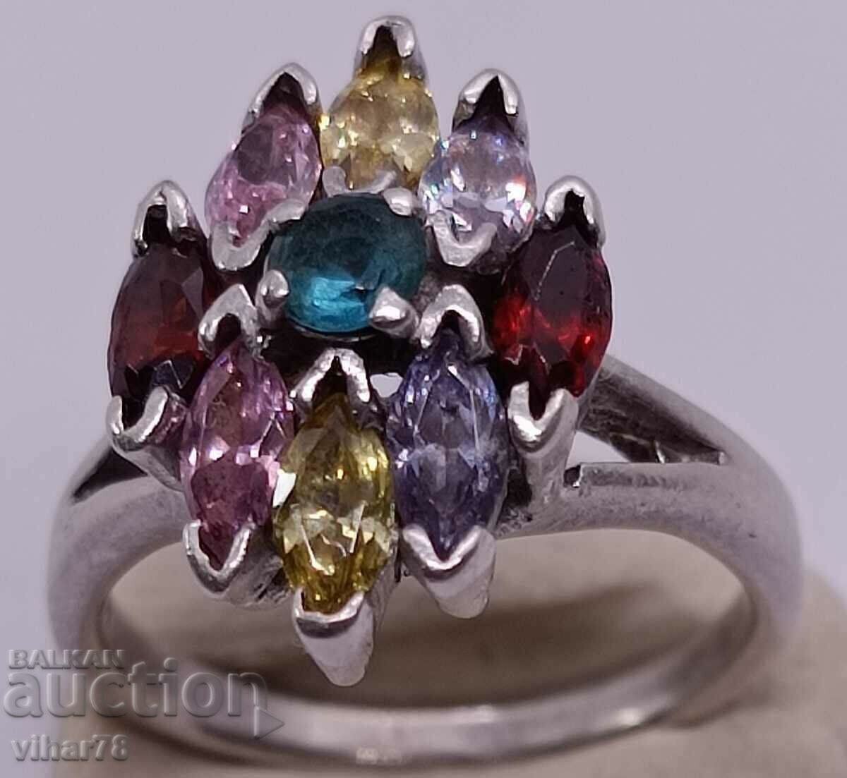 ΓΥΝΑΙΚΕΙΟ ΑΣΗΜΕΝΙΟ ΔΑΧΤΥΛΙΔΙ