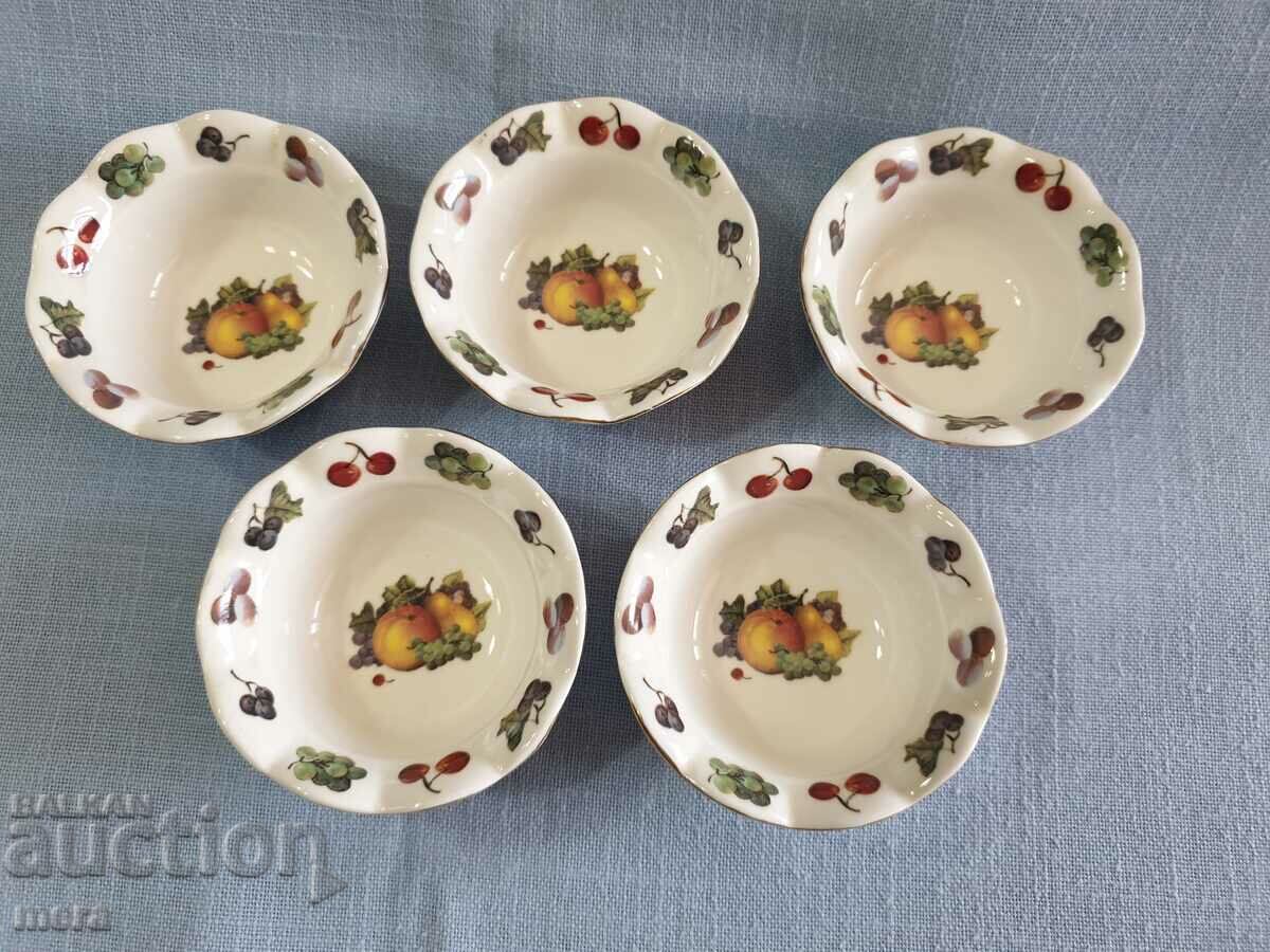 Porcelain bowls England collection royal porcelain with price 50.00 BGN | € 25.56 Porcelain bowls England collection royal porcelain with price 50.00 BGN | € 25.56