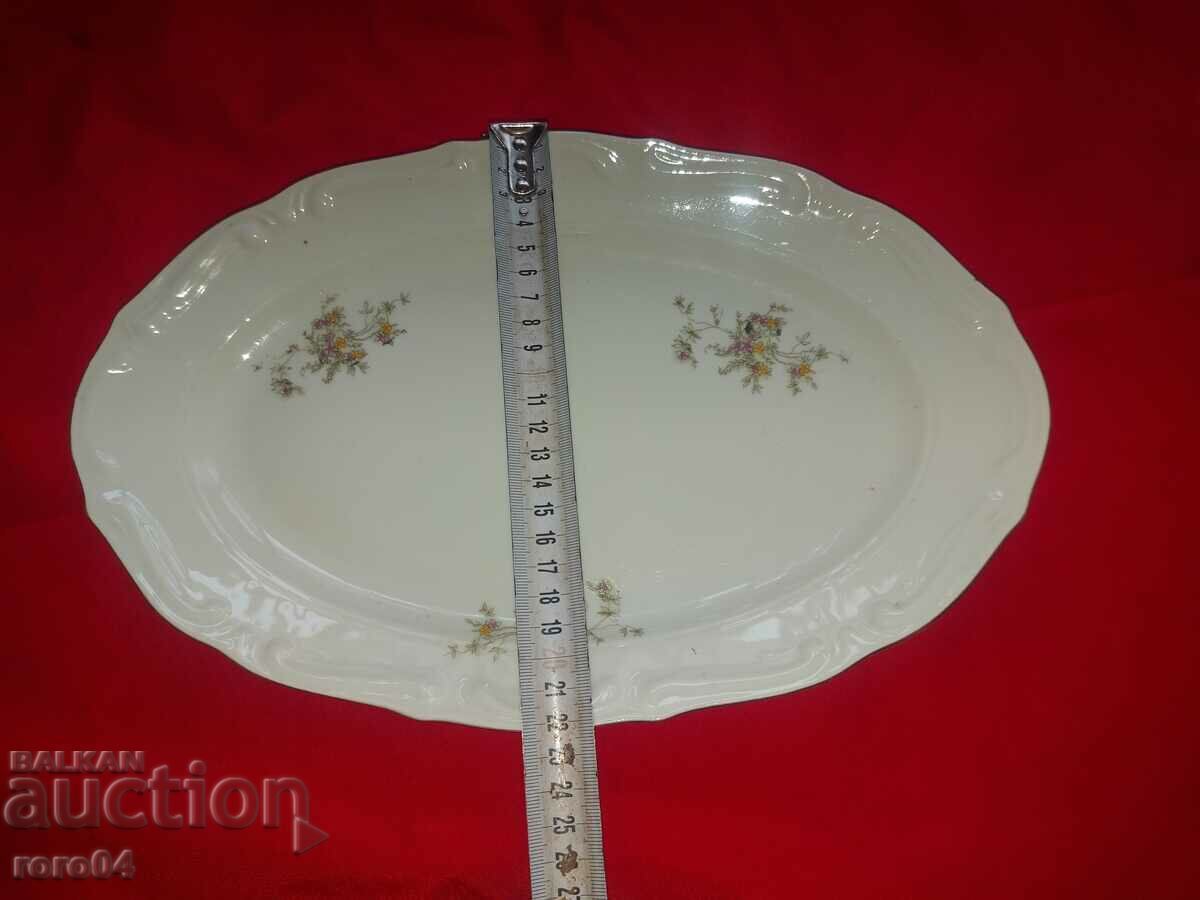 Auction  PLATO - PORCELAIN - ISIS