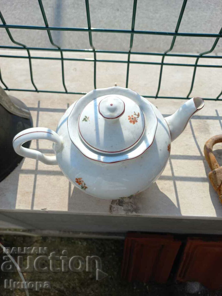 Auction BULGARIAN PORCELAIN TEAPOT Auction BULGARIAN PORCELAIN TEAPOT