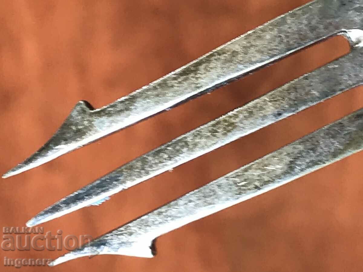 FORK SILVER PLATED-E.P.N.S.- ENGLAND - 7 FORK SILVER PLATED-E.P.N.S.- ENGLAND - 7