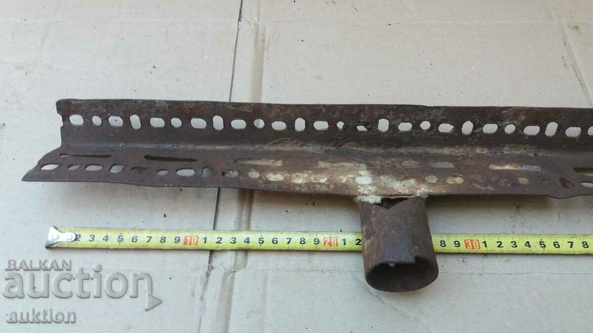 CARPENTER'S LEVELING TOOL - 5 CARPENTER'S LEVELING TOOL - 5