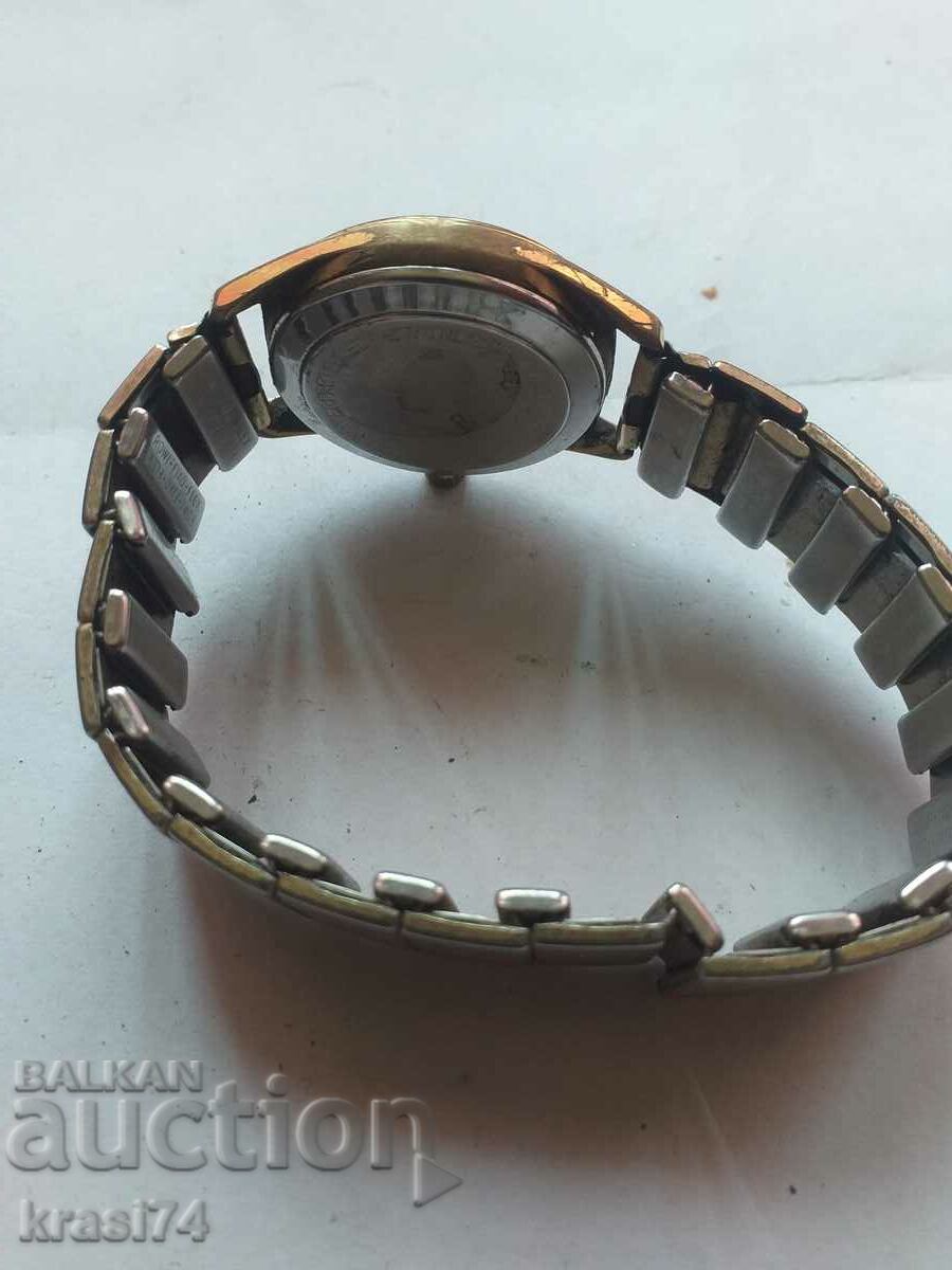 Gold plated watch with price 20.00 BGN | € 10.23 Gold plated watch with price 20.00 BGN | € 10.23