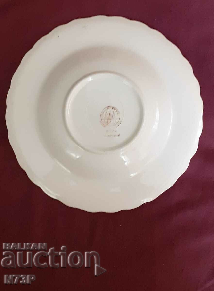 Delivery of OLD PORCELAIN PLATE. GEFLE. SWEDEN. Delivery of OLD PORCELAIN PLATE. GEFLE. SWEDEN.