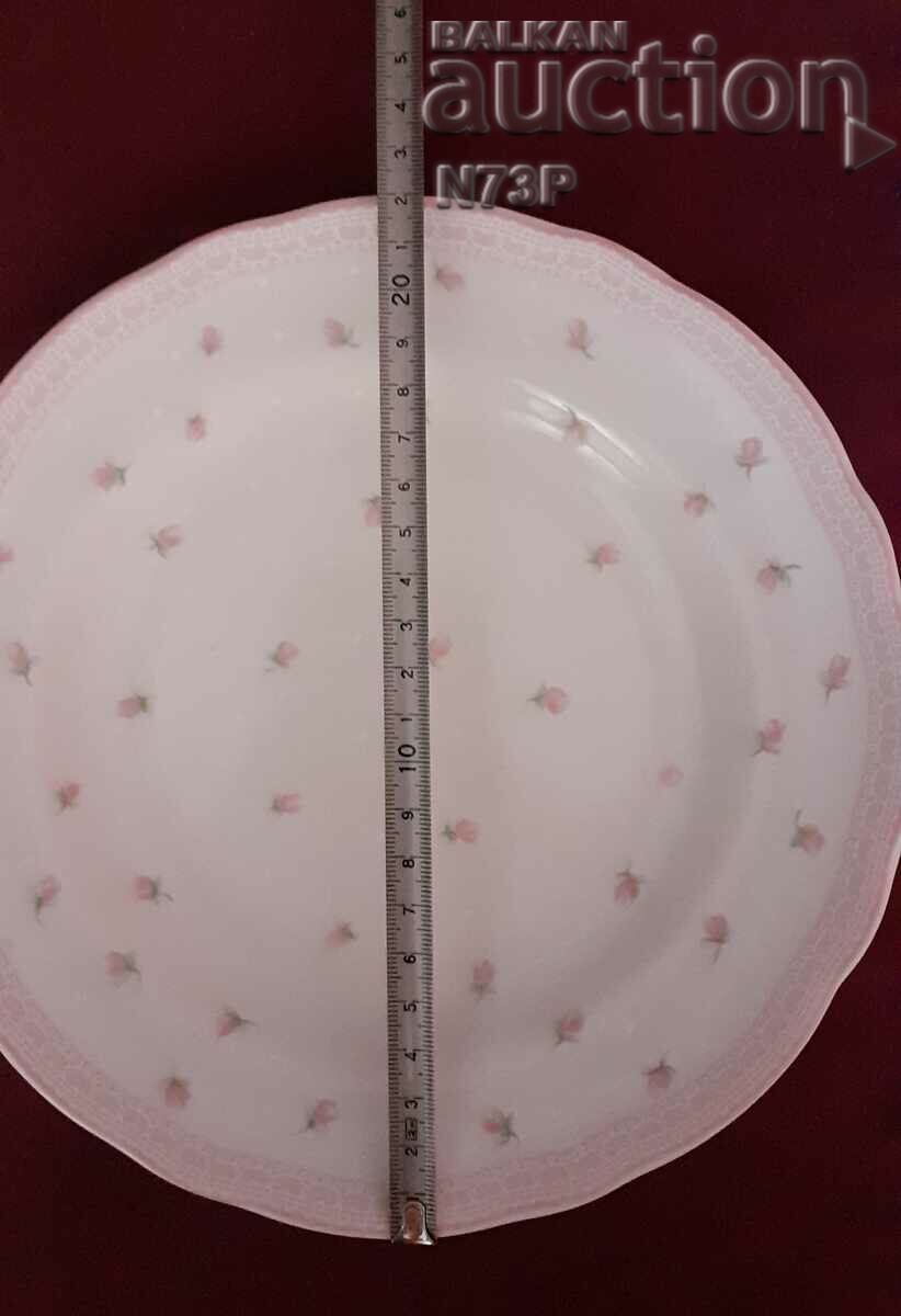 Auction OLD PORCELAIN PLATE. MADE IN SWEDEN. Auction OLD PORCELAIN PLATE. MADE IN SWEDEN.