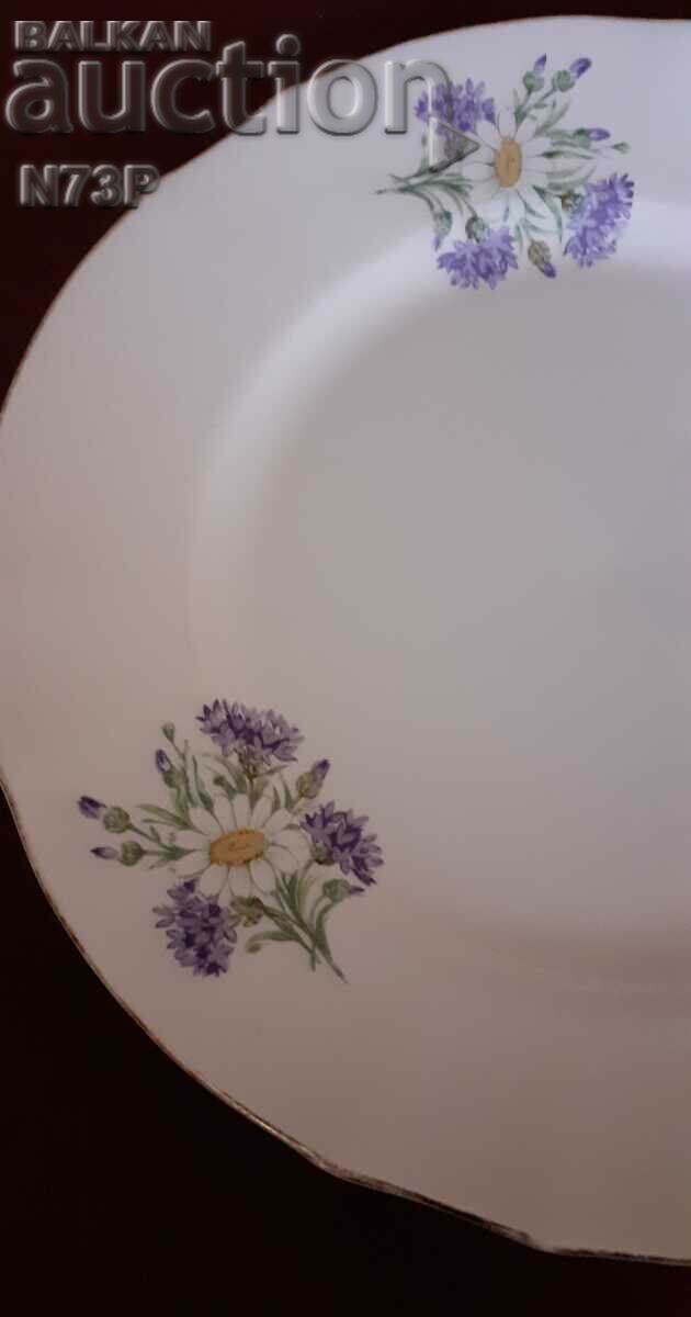 OLD PORCELAIN PLATE. ARABIA. MADE IN FINLAND. with price 16.00 BGN | € 8.18 OLD PORCELAIN PLATE. ARABIA. MADE IN FINLAND. with price 16.00 BGN | € 8.18