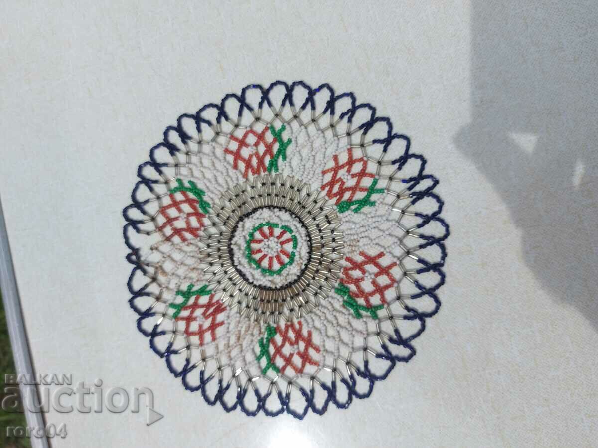 COVER - BEADS - BLUES - BEAUTY - 6 COVER - BEADS - BLUES - BEAUTY - 6