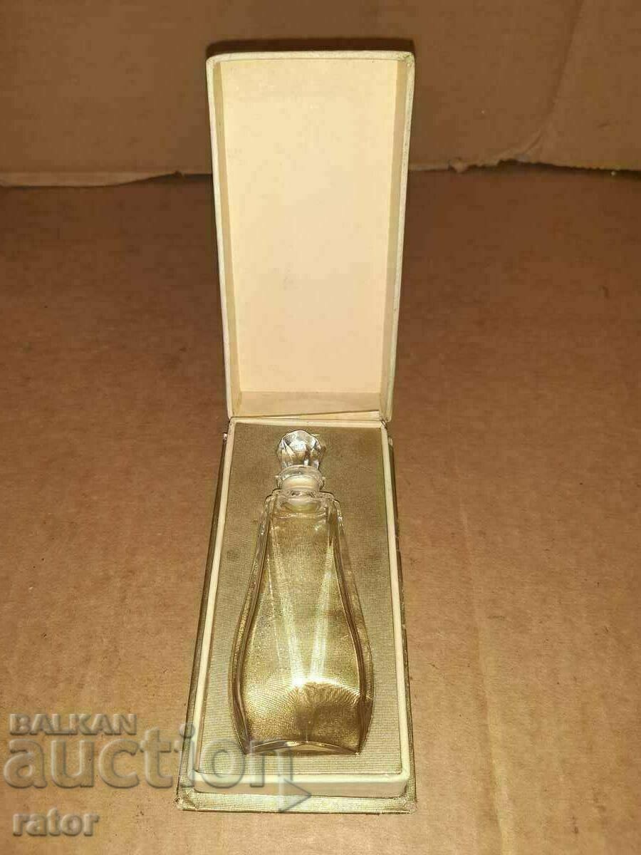 Παλιό μπουκάλι αρώματος TOSCA 4711 με κουτί. Ένα μπουκάλι, ένα μπουκάλι