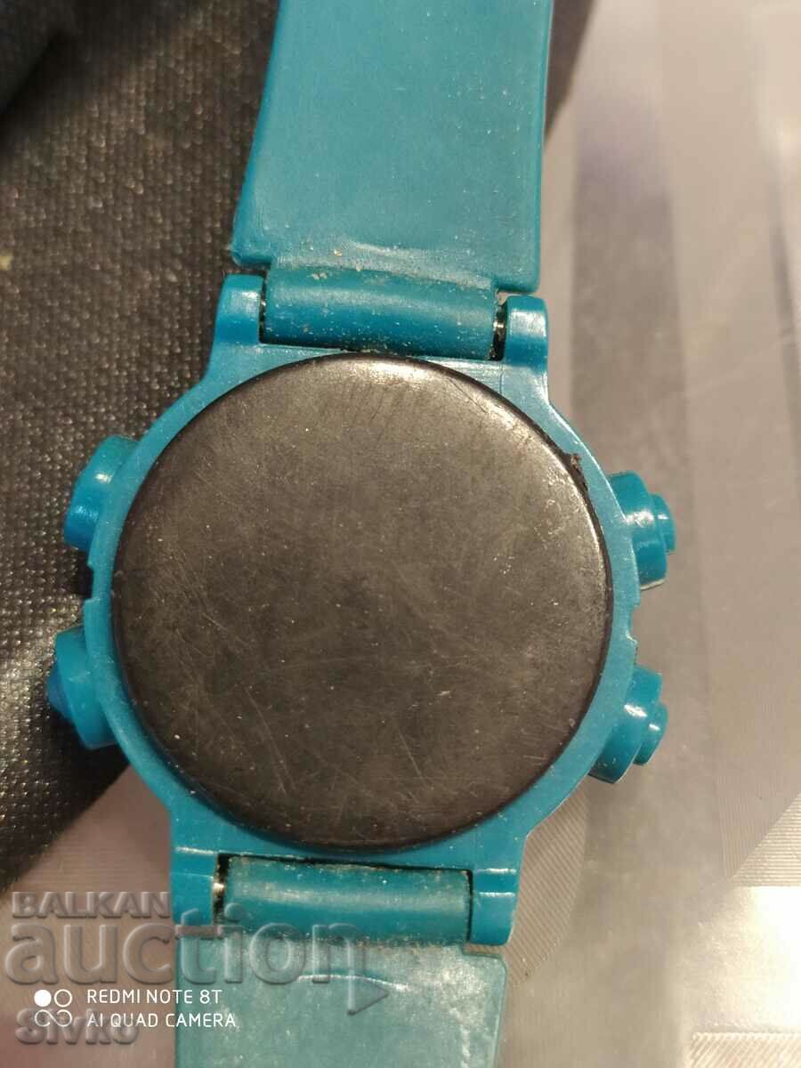 Watch LCD WHOO2 with price 0.99 BGN | € 0.51 Watch LCD WHOO2 with price 0.99 BGN | € 0.51