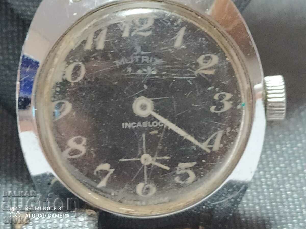 MUTRI watch with price 1.99 BGN | € 1.02 MUTRI watch with price 1.99 BGN | € 1.02