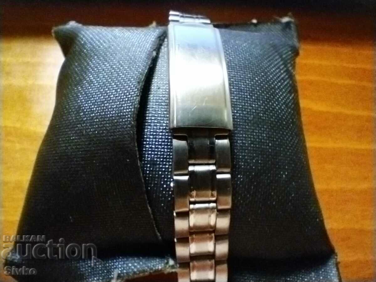 Does Neyk O watch work? - 7 Does Neyk O watch work? - 7