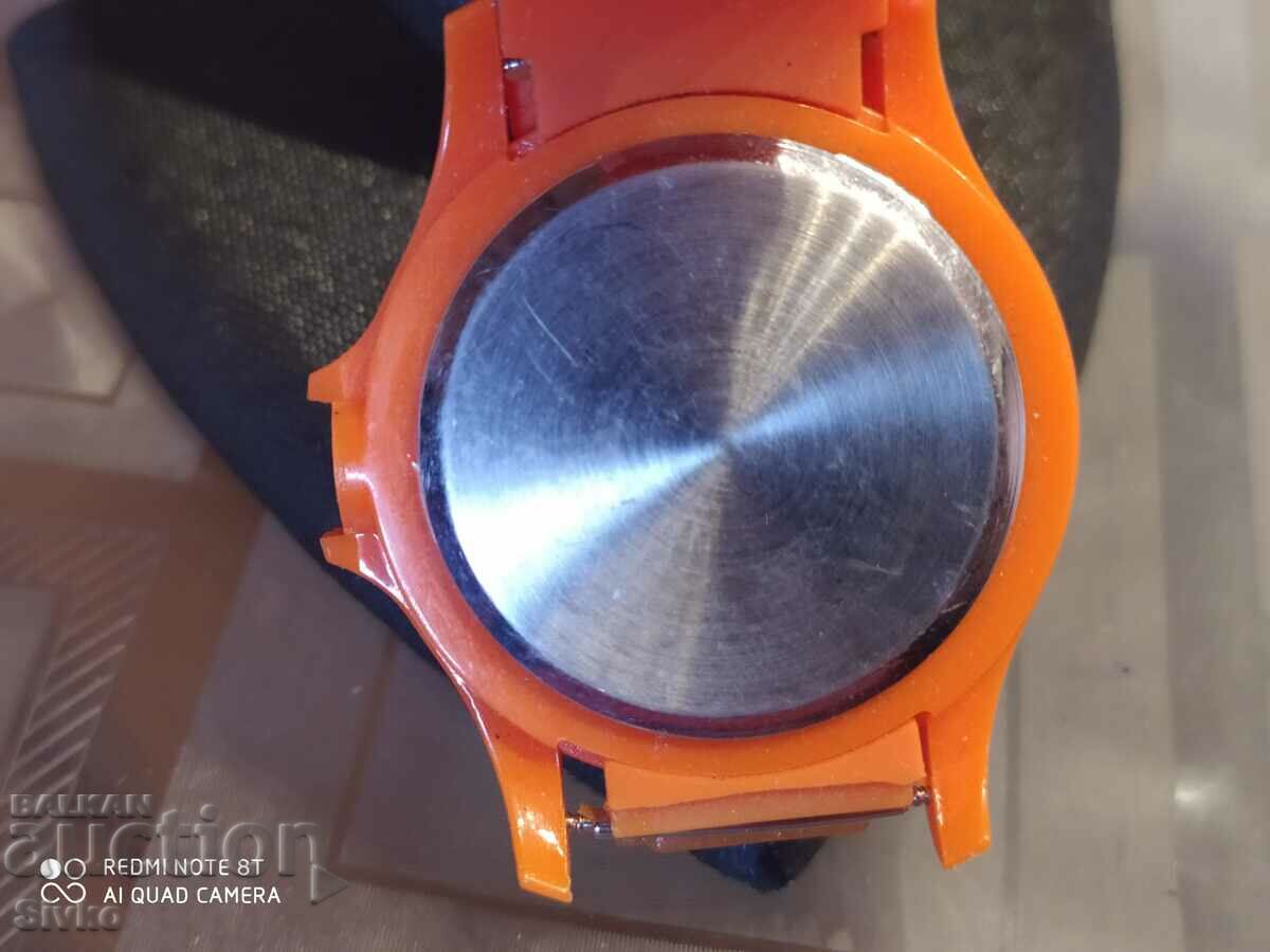 Auction Watch NN Auction Watch NN