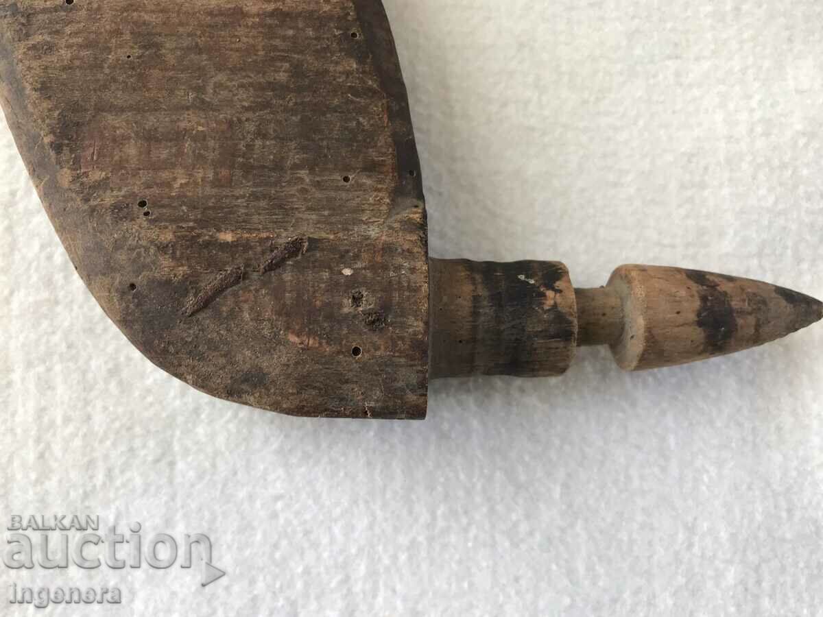MATCAP WOOD PRIMITIVE QUITE OLD DRILL - 7 MATCAP WOOD PRIMITIVE QUITE OLD DRILL - 7