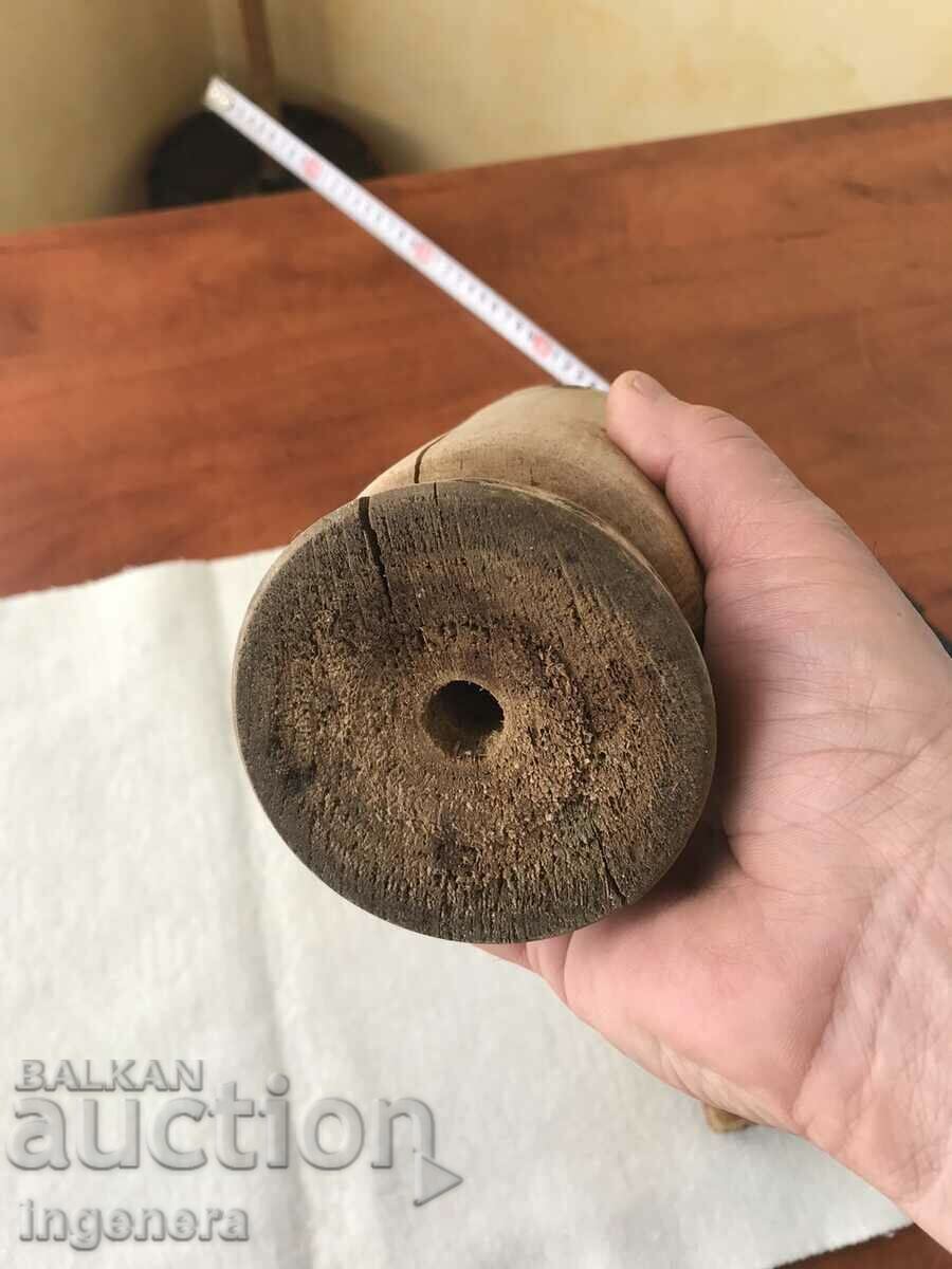 LARGE WOODEN MORTAR AND HAMMER ANTIQUE - 7 LARGE WOODEN MORTAR AND HAMMER ANTIQUE - 7