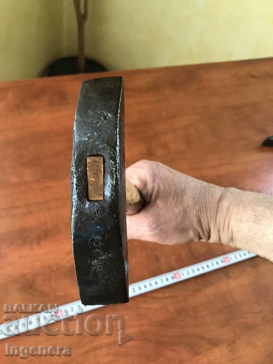 Delivery of HAMMER HAMMER OLD TOOL-450 GR Delivery of HAMMER HAMMER OLD TOOL-450 GR