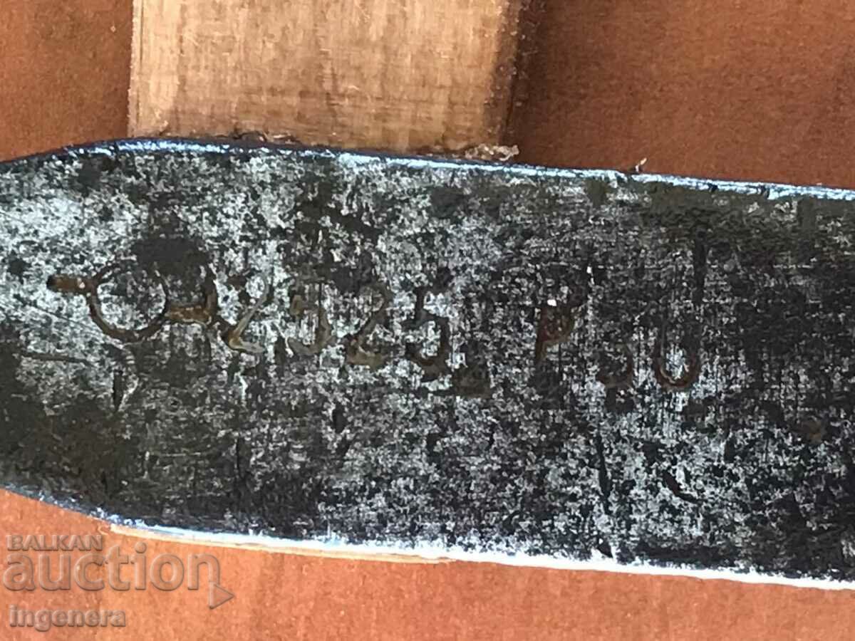 Auction  HAMMER HAMMER OLD TOOL-300 GR MARKING