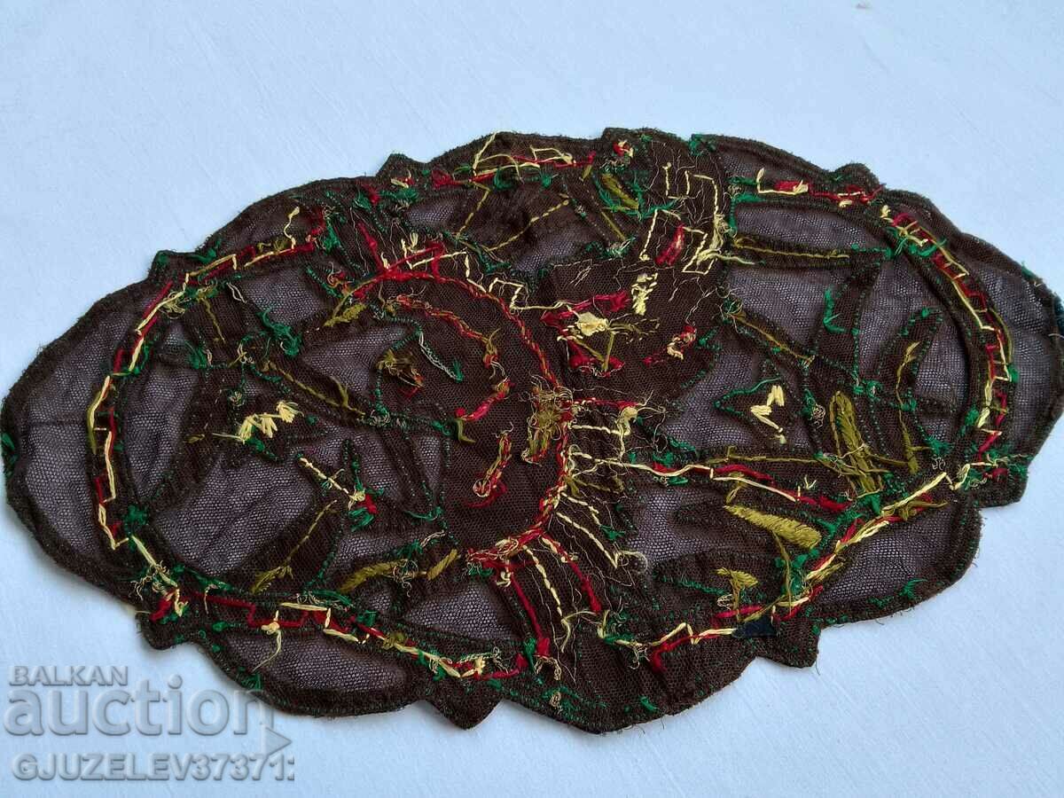 Auction Old table cloth hand embroidery golden silk Auction Old table cloth hand embroidery golden silk