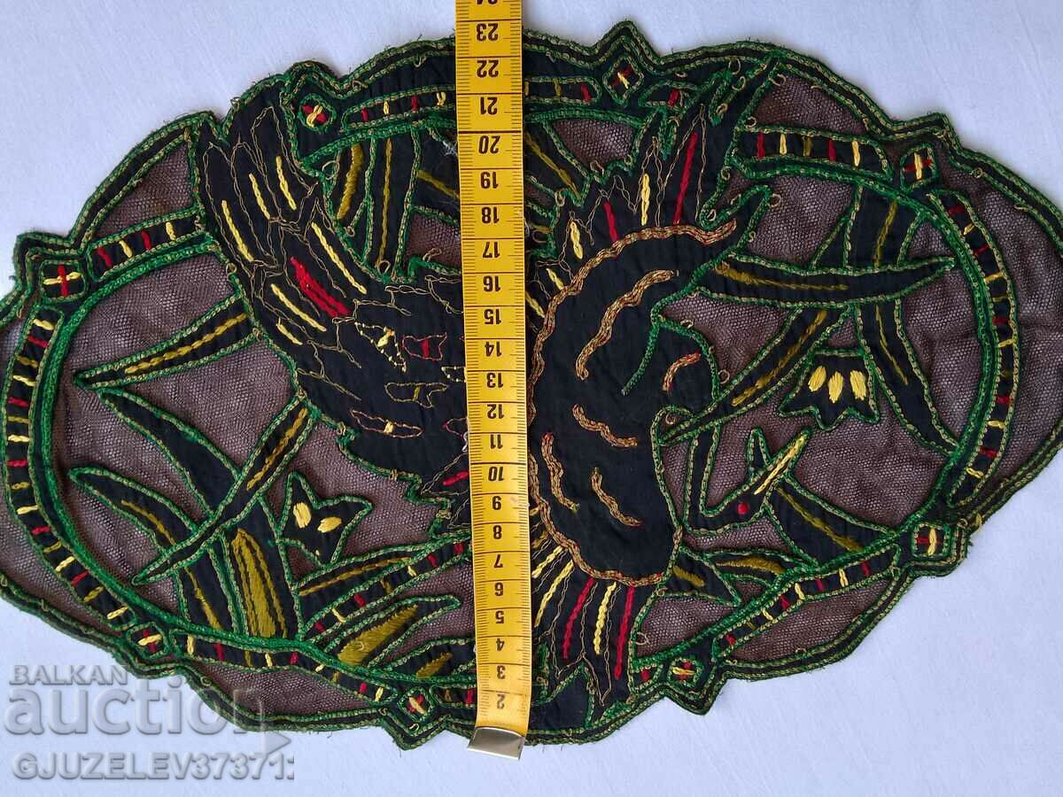 Delivery of Old table cloth hand embroidery golden silk Delivery of Old table cloth hand embroidery golden silk