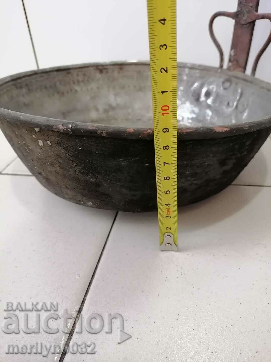 An old copper pan, a baker, a tray, a copper pot - 5