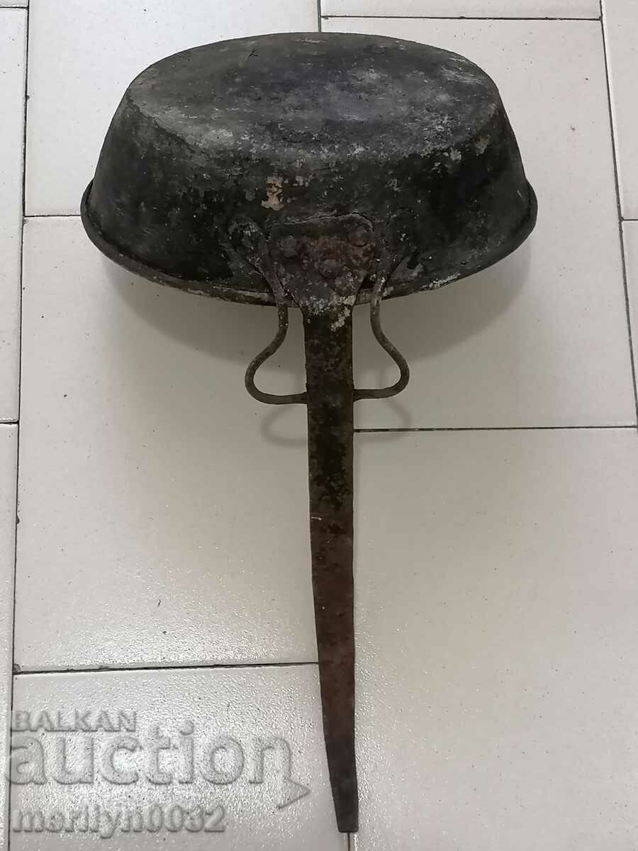 An old copper pan, a baker, a tray, a copper pot - 6