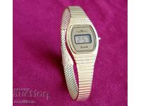 *$*Y*$* WOMEN'S TEMPIC ELECTRONIC WATCH - LIKE NEW *$*Y*$*