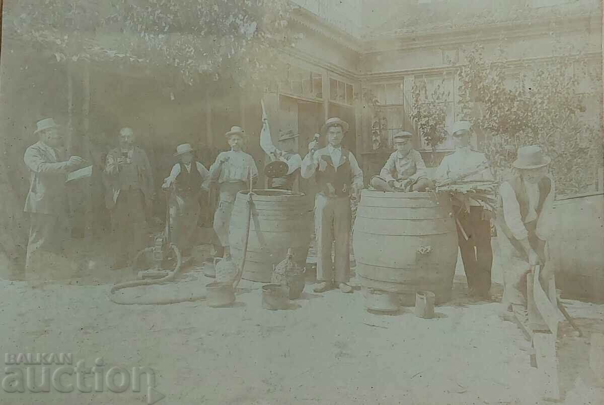 Auction  VINEYARDS WINE WINEMAKING PHOTO PHOTOGRAPHY FRAMING