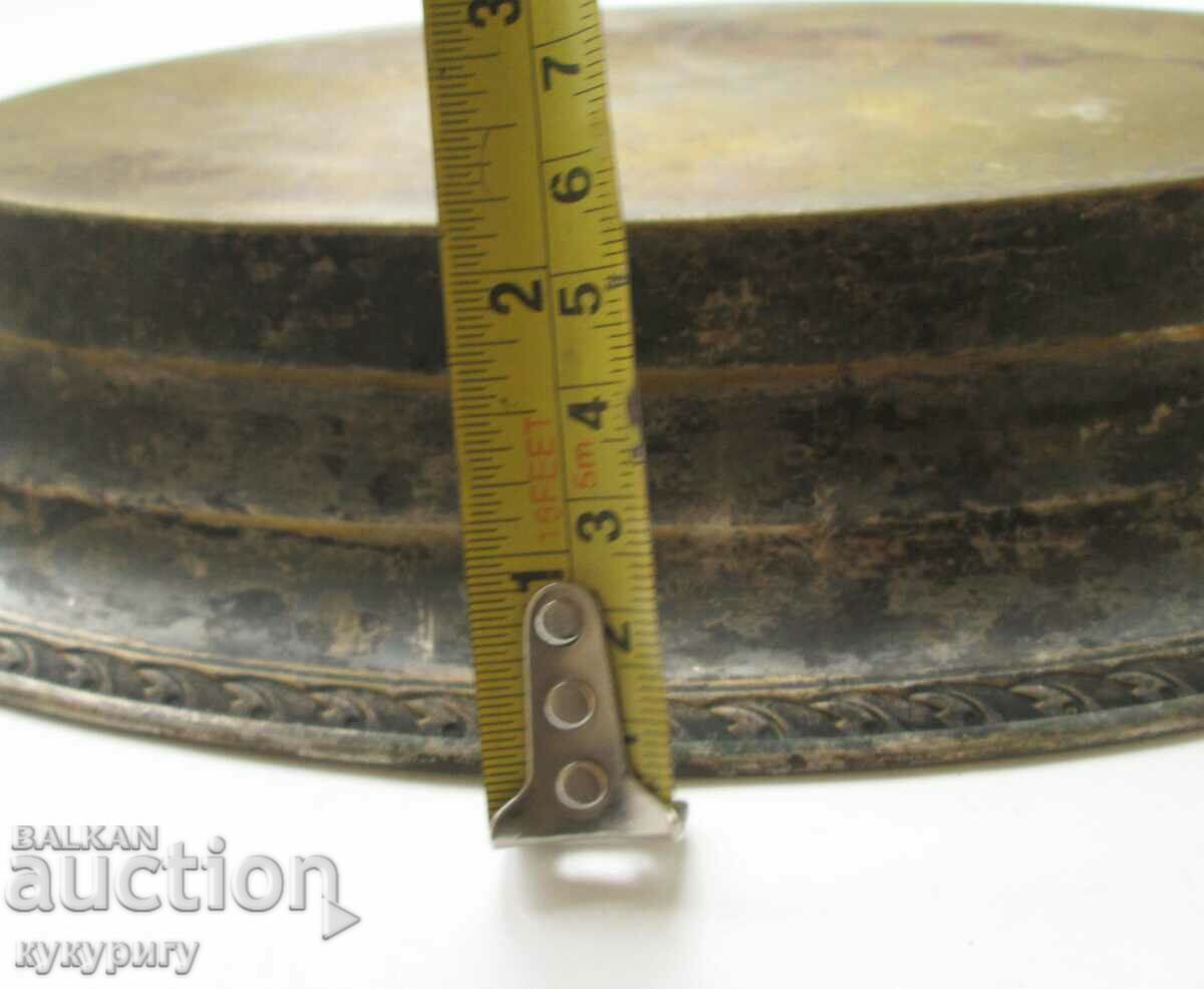 An old 19th century bronze paneer fruttiera dish - 6 An old 19th century bronze paneer fruttiera dish - 6