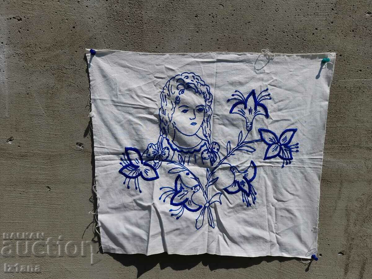 Старa бродирана калъфка за възглавница с цена 22.00 лв. | € 11.25 Старa бродирана калъфка за възглавница с цена 22.00 лв. | € 11.25