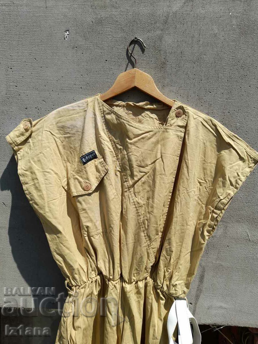 Salopetă pentru femei bătrâne cu preț 25.00 BGN | € 12.78