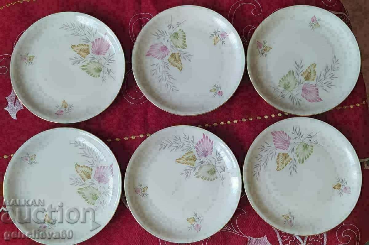 Auction Bavaria Porcelain Cake Service, Gold Rim Auction Bavaria Porcelain Cake Service, Gold Rim