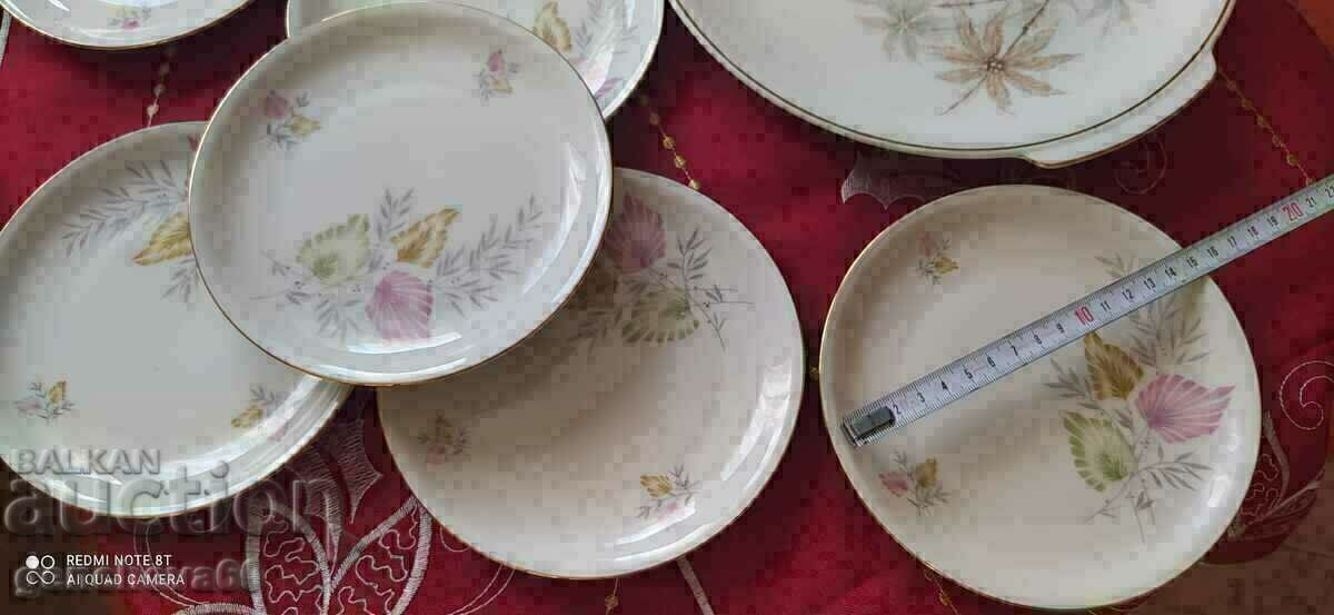 Bavaria Porcelain Cake Service, Gold Rim - 6 Bavaria Porcelain Cake Service, Gold Rim - 6