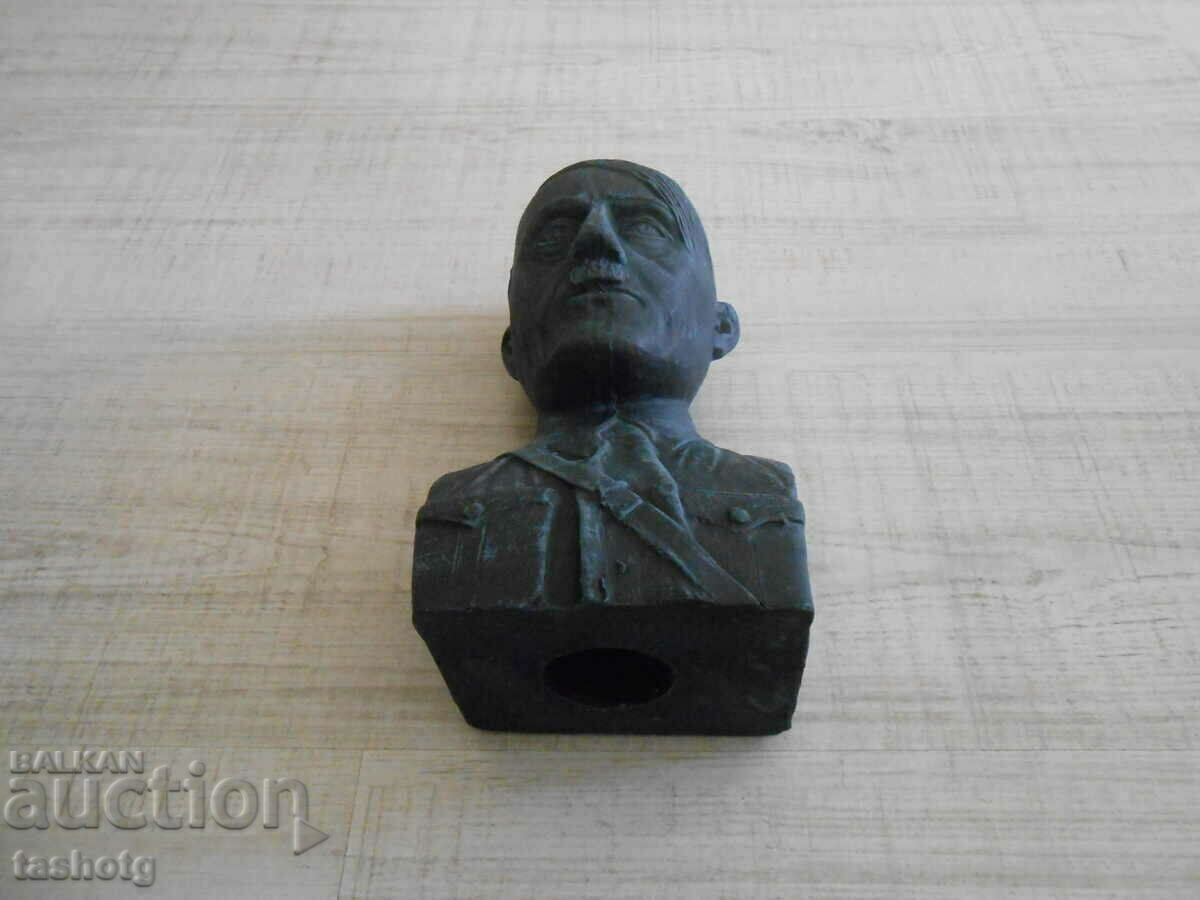 Delivery of HITLER LARGE figure statuette bust! Delivery of HITLER LARGE figure statuette bust!