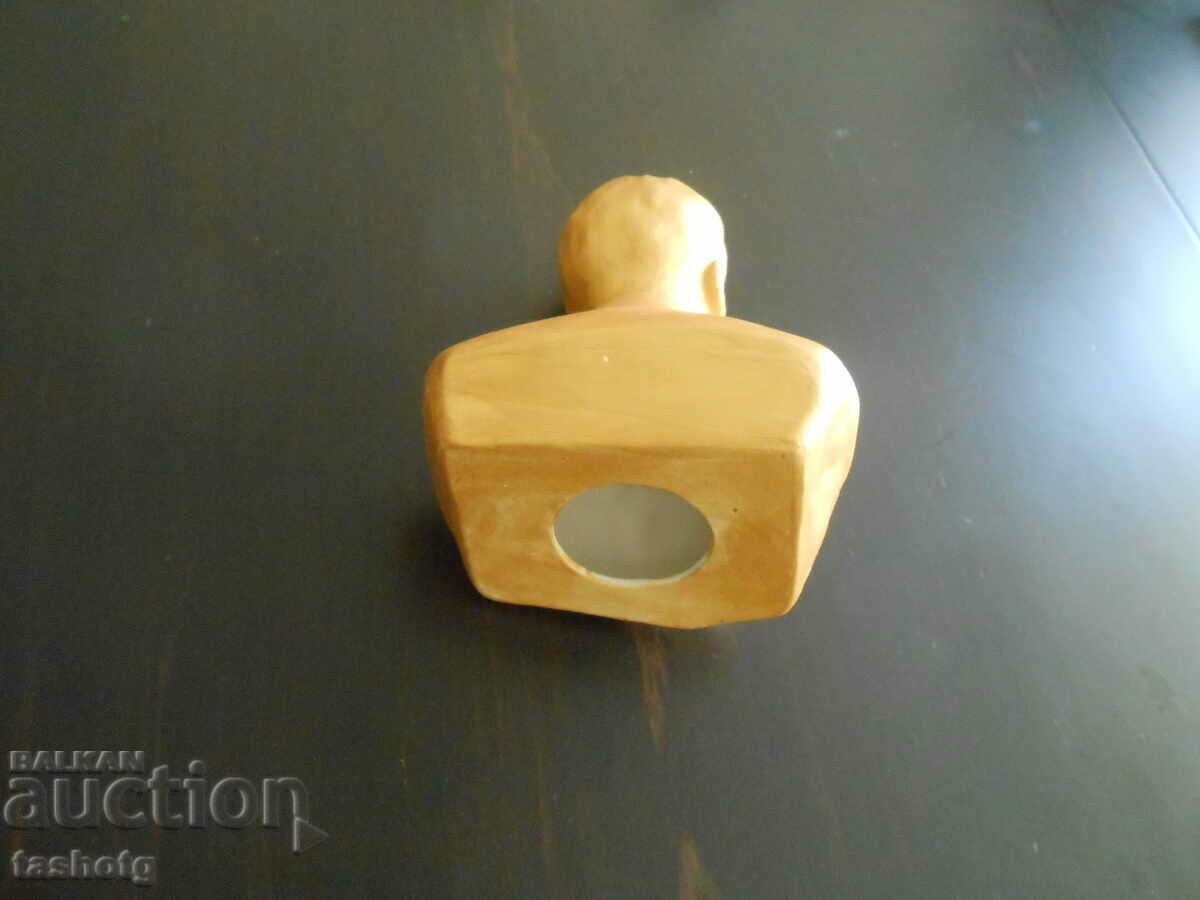 Auction BOTEV figure statuette bust ! Auction BOTEV figure statuette bust !