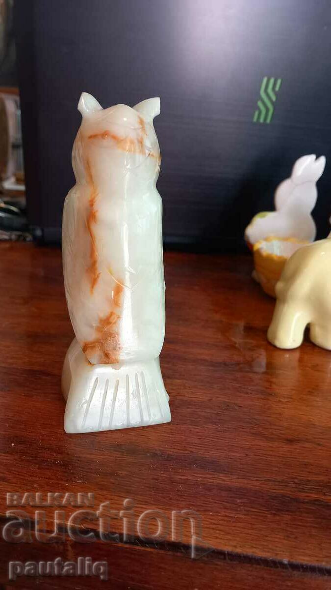 Livrarea STATUETA DE MARMURA BUFNITA Livrarea STATUETA DE MARMURA BUFNITA