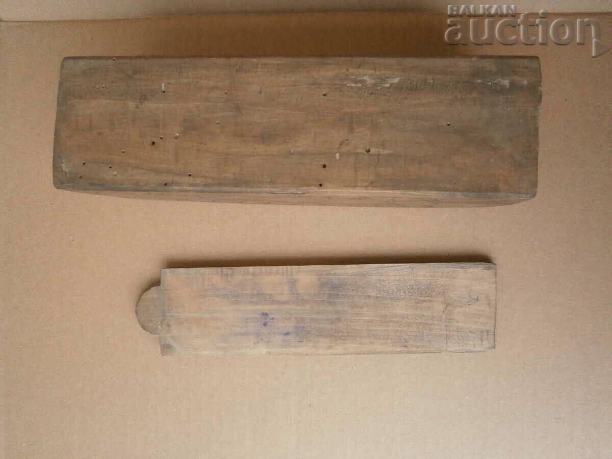 an old primitive box for pencil holders - 5 an old primitive box for pencil holders - 5