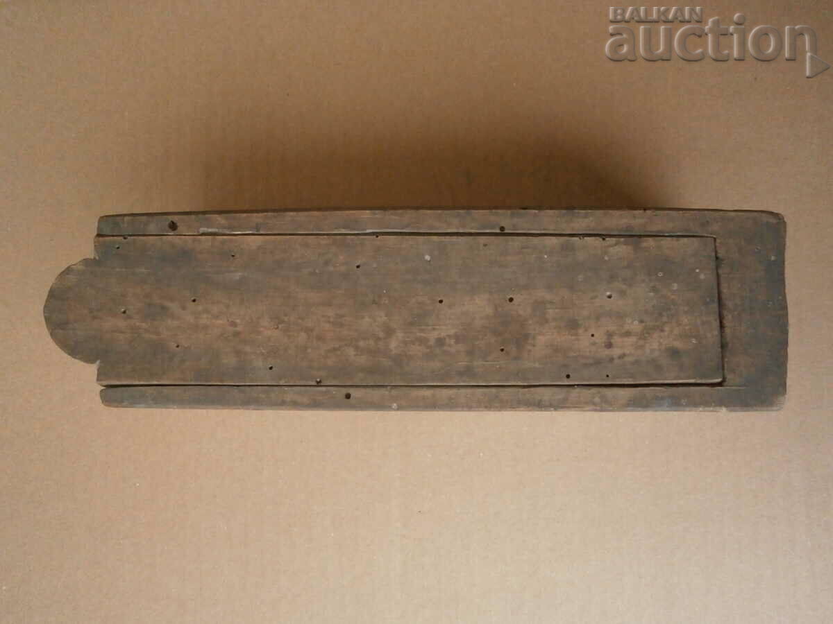 an old primitive box for pencil holders - 6 an old primitive box for pencil holders - 6