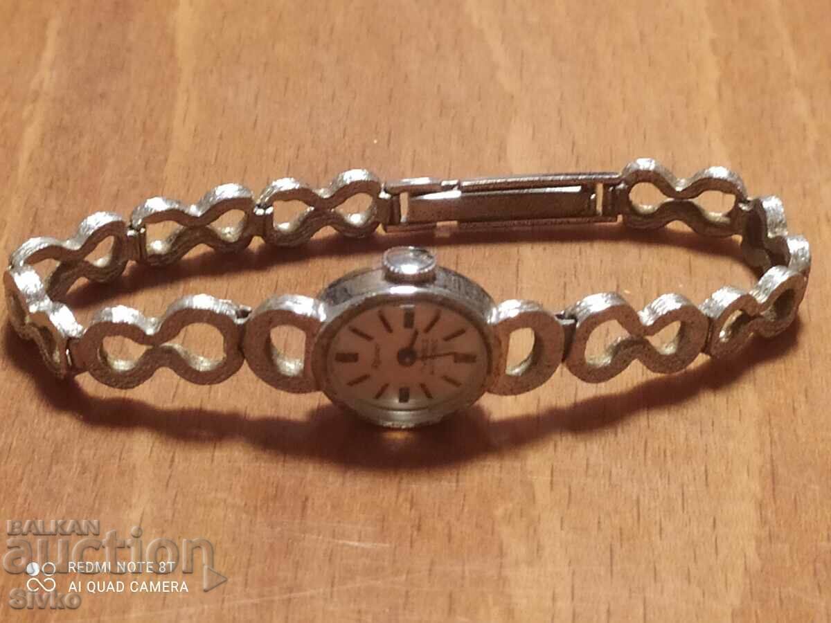 Delivery of Women's watch Reno Delivery of Women's watch Reno