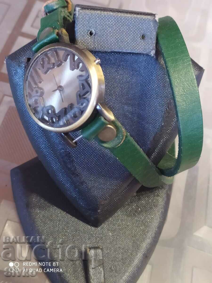Watch long green strap 3 with price 1.99 BGN | € 1.02 Watch long green strap 3 with price 1.99 BGN | € 1.02