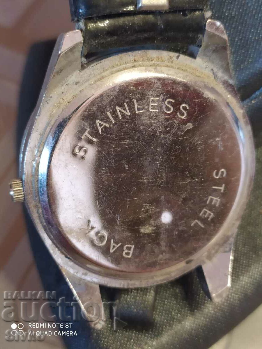 Clock quartz with price 0.99 BGN | € 0.51 Clock quartz with price 0.99 BGN | € 0.51