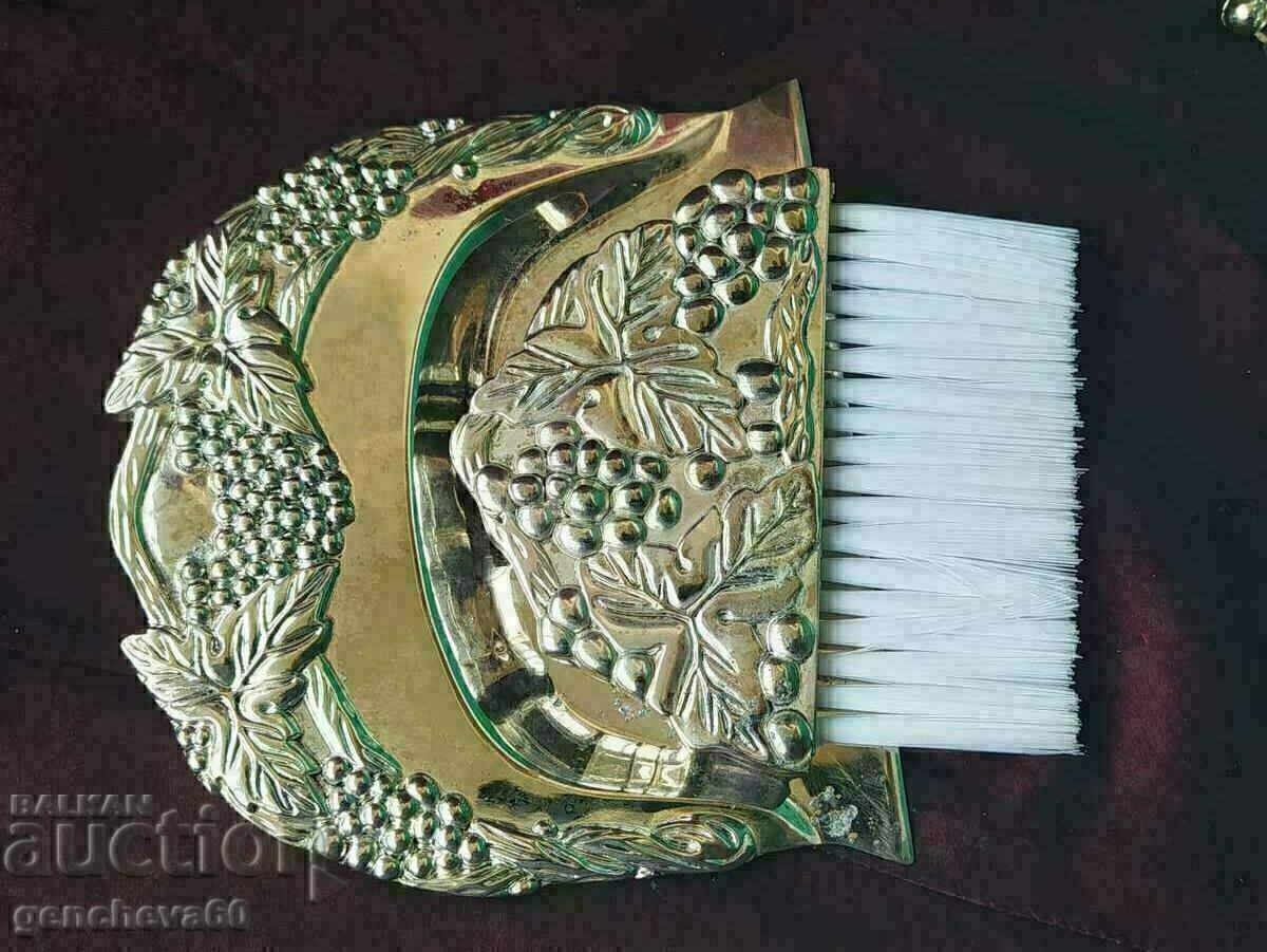 Vintage filigree table cleaning set Vintage filigree table cleaning set