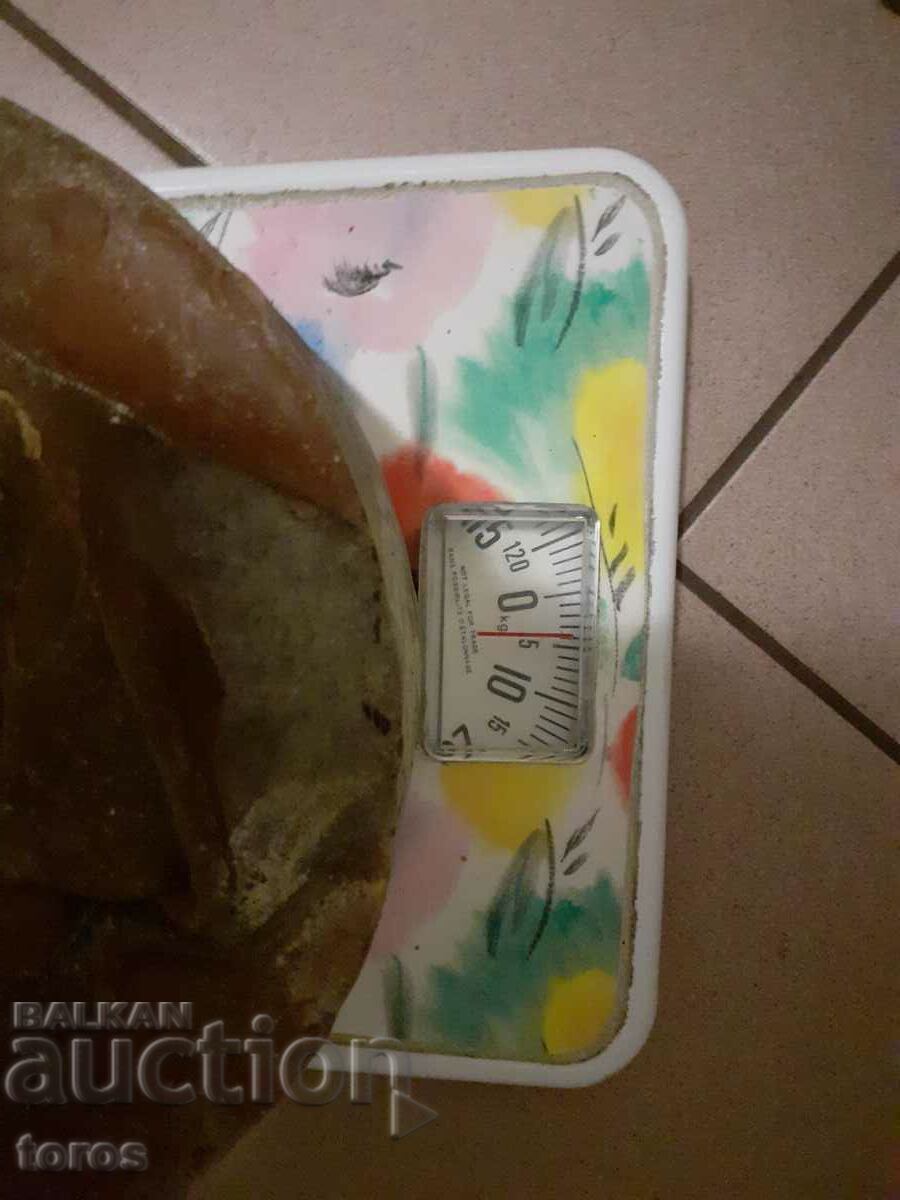 Голям калъп восък,папафин,5 кг с цена € 17.90 | 35.01 лв.