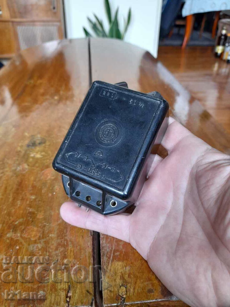 Old bell transformer with price 20.00 BGN | € 10.23 Old bell transformer with price 20.00 BGN | € 10.23