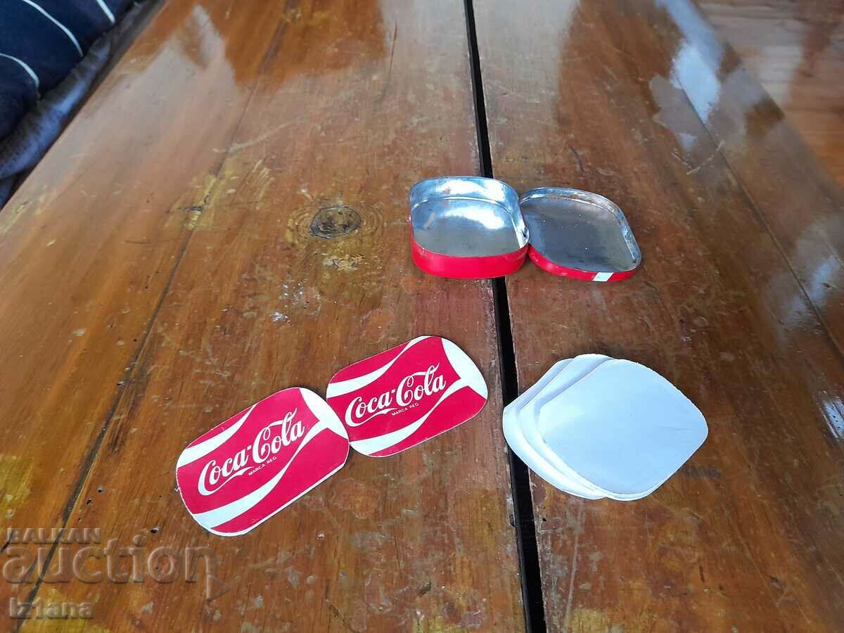 A box with Coca Cola leaves, Coca Cola - 6