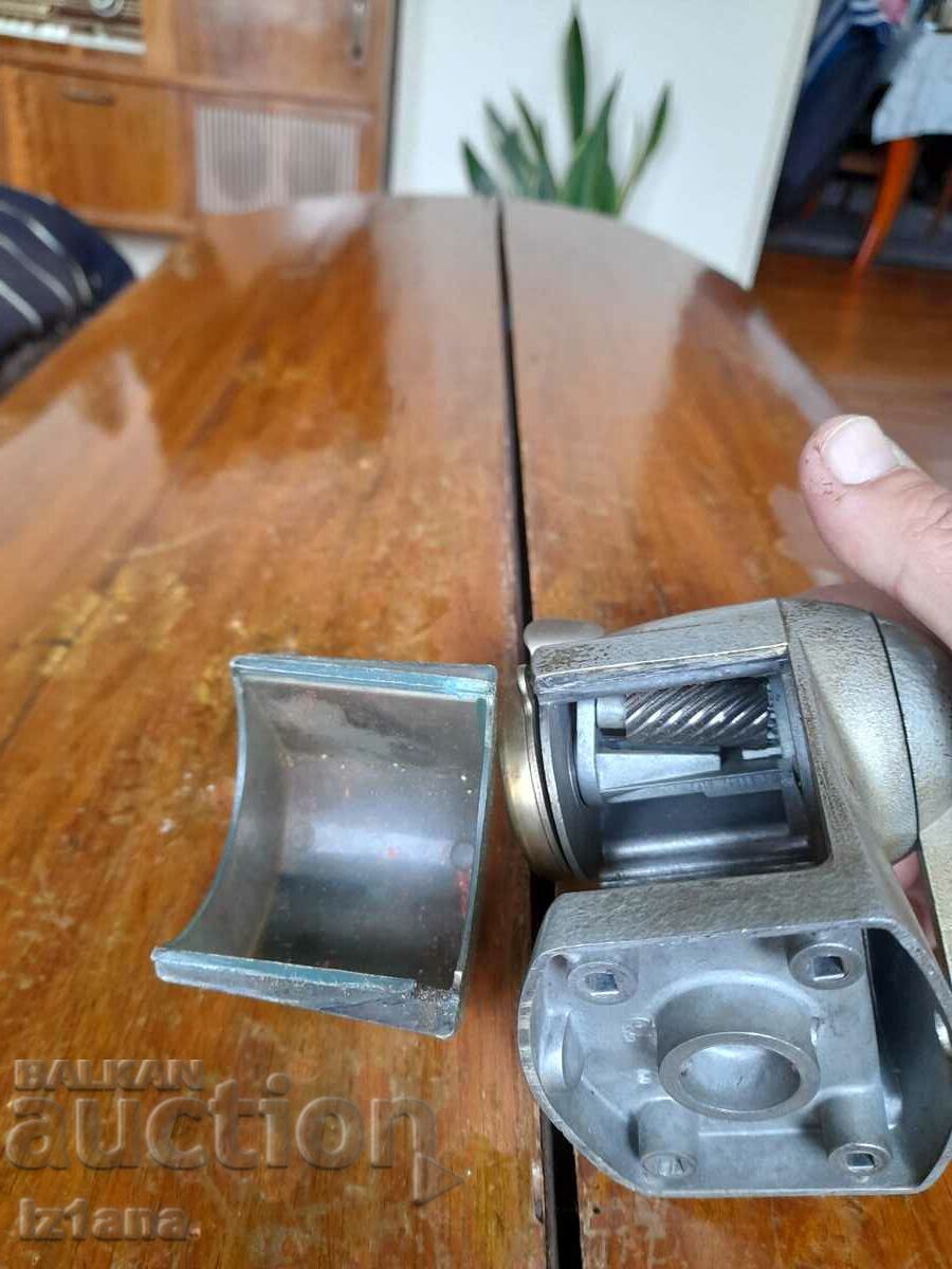 Παλιά μηχανική ξύστρα - 5 Παλιά μηχανική ξύστρα - 5