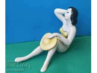 Figurină de porțelan 60g, „Femeie cu pălărie”