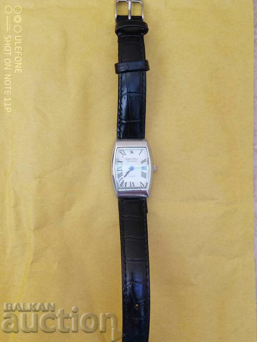 Gianni Ricci - with a stone! Luxury women's watch with price 29.00 BGN | € 14.83 Gianni Ricci - with a stone! Luxury women's watch with price 29.00 BGN | € 14.83