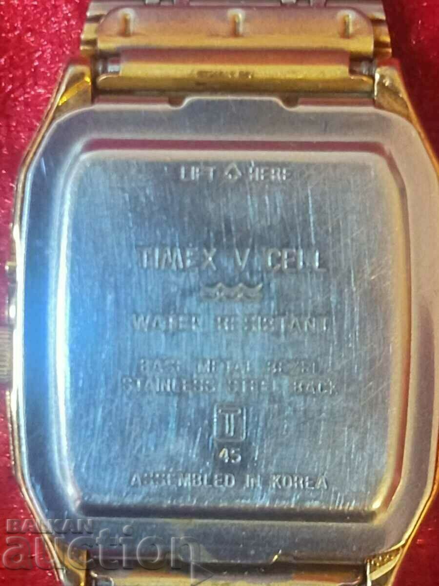 Timex - a collector's watch! with price 89.00 BGN | € 45.50 Timex - a collector's watch! with price 89.00 BGN | € 45.50
